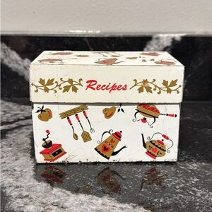 Vintage Recipe Box
